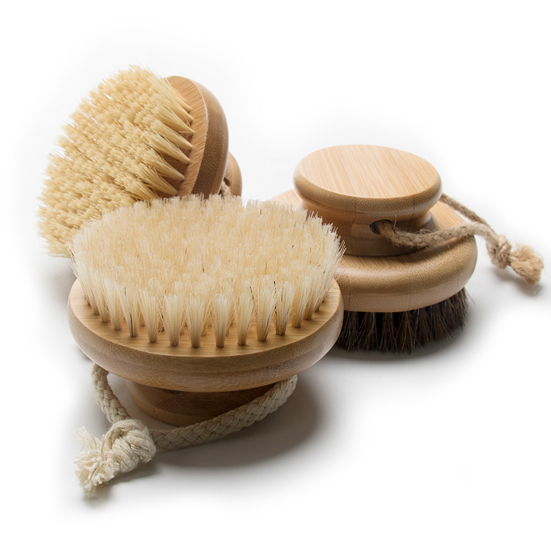 Dry Brushing Removes Dry Skin