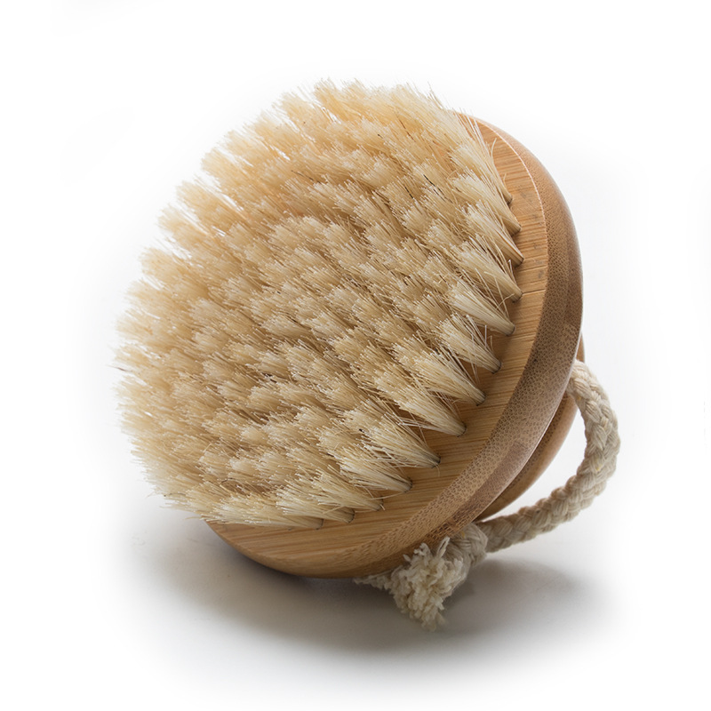 Dry Brushing Removes Dry Skin