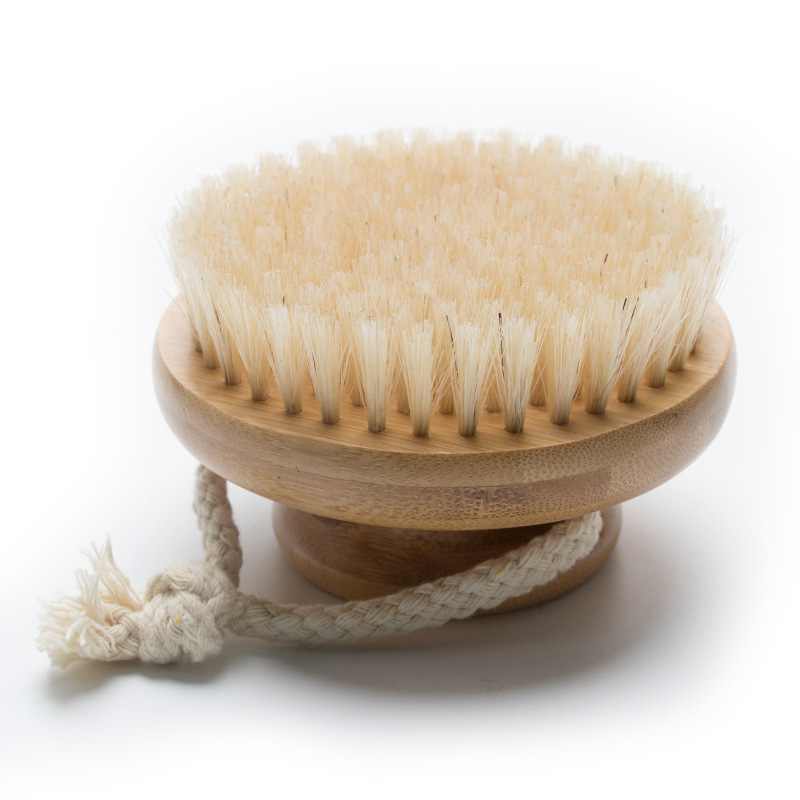 Dry Brushing Removes Dry Skin