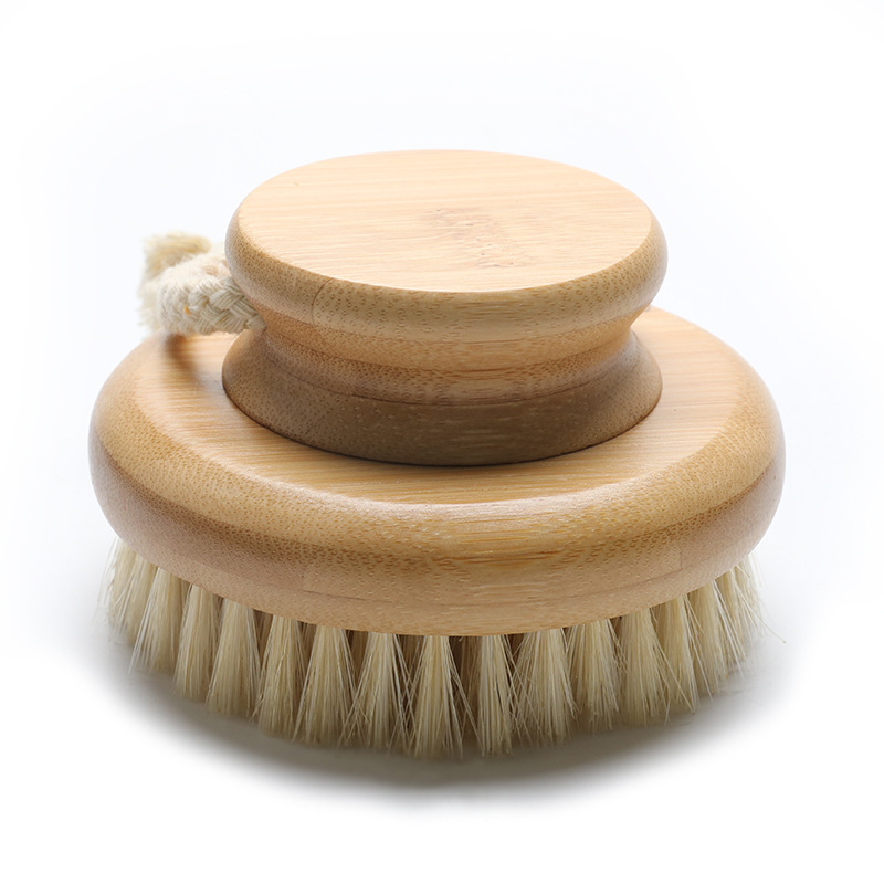 Dry Brushing Removes Dry Skin