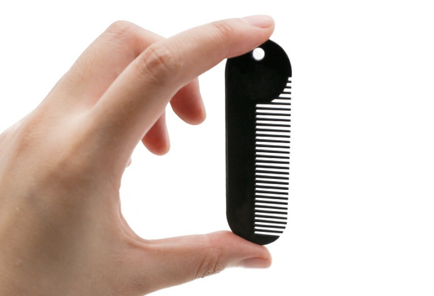 Metal moustache comb